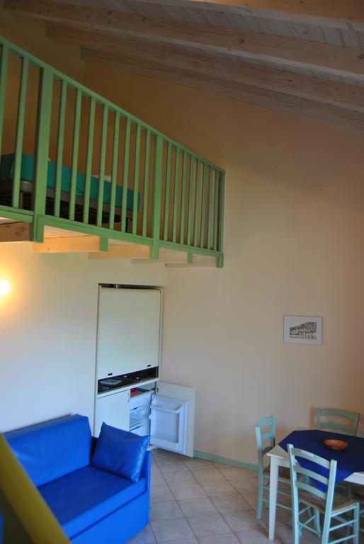 Residence Oasi Del Viandante Lake Como Екстериор снимка